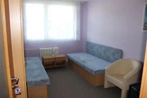 Študentský domov TU Jedlíkova 9