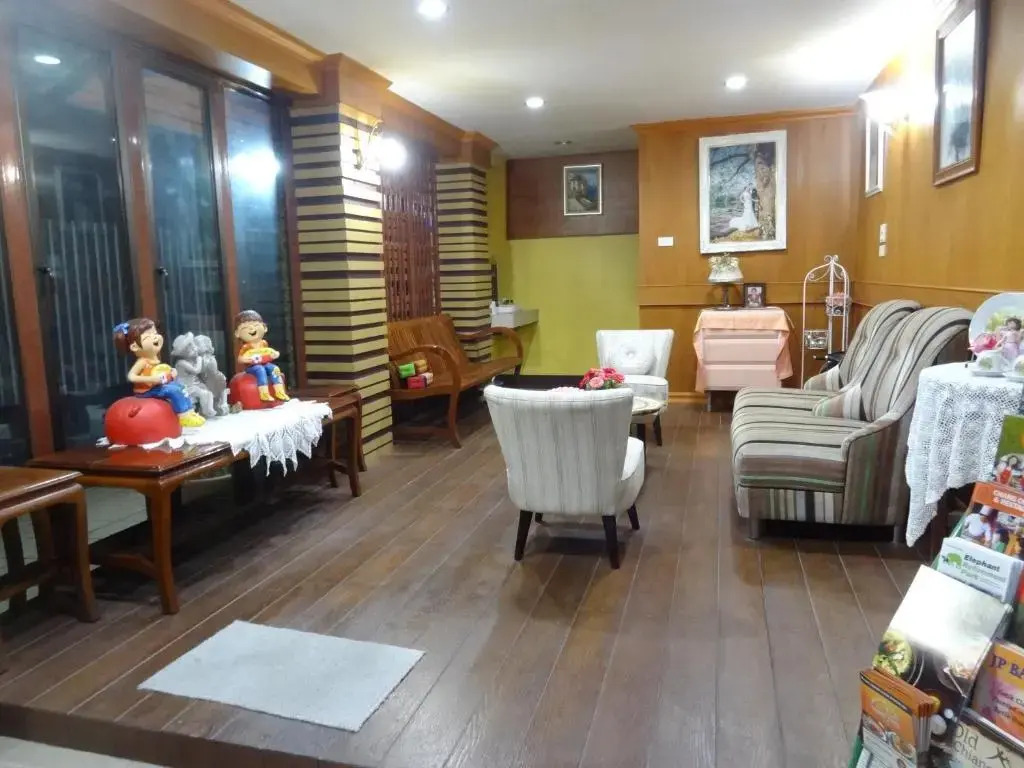 Little Guest House Hotel