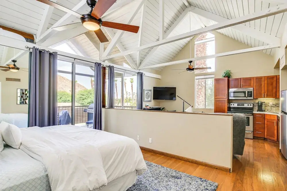 Balcony & Views: Pet-friendly Indian Wells Unit