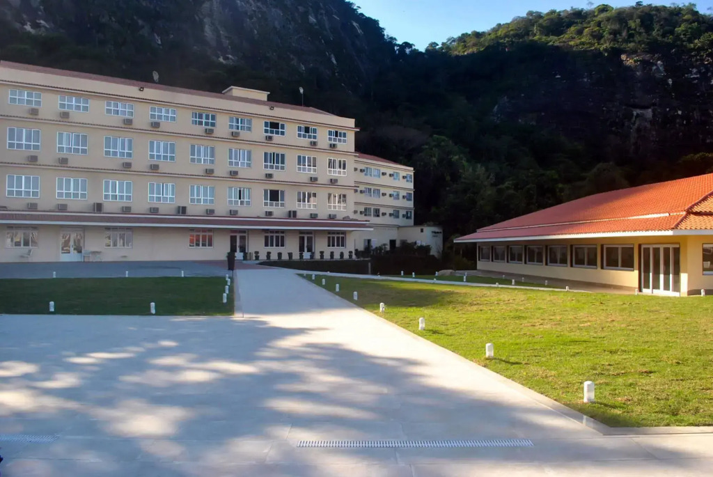 Hotel Serramar