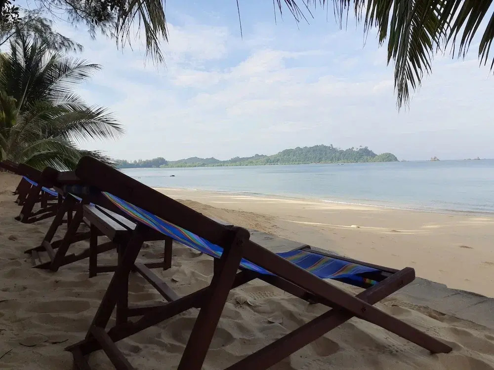 Barefoot Project formerly Baan Klong Kleng