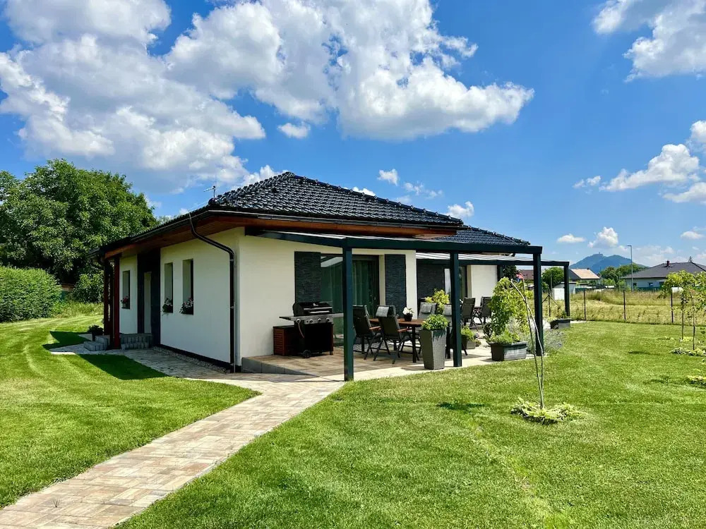 Villa in Doksy With Barbecue