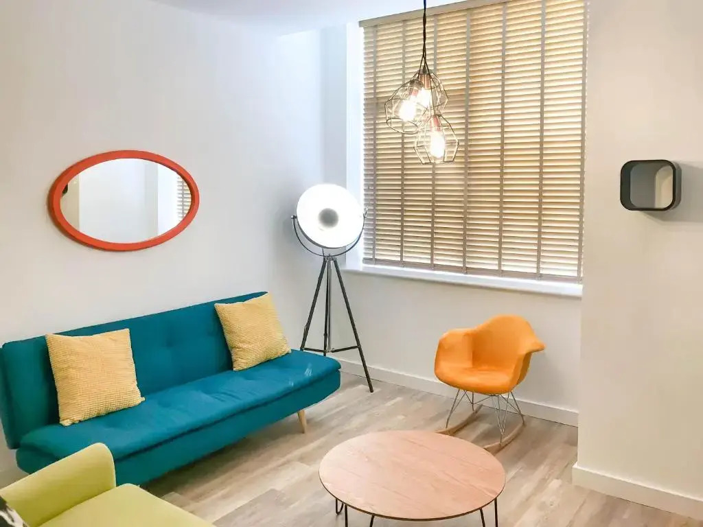 Luxury 1 Bed apartment in City Centre with parking