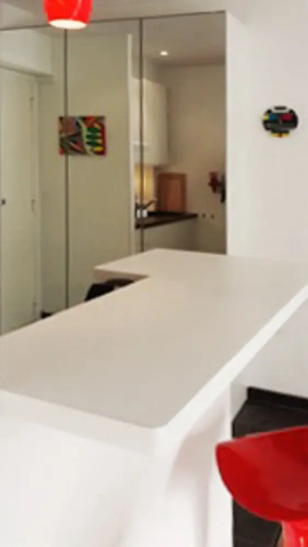 Sunny, 1-bedroom Studio Apartment in Nice With Wifi 200 Metres From th