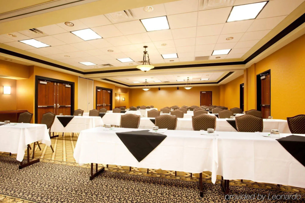 Holiday Inn Grand Rapids-Airport by IHG
