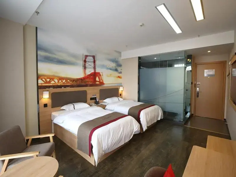 Thank Inn Hotel Zhangjiakou Xuanhua High-Speed Railway Station