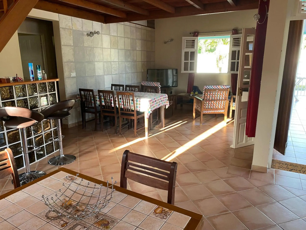 Maison spacieuse avec jardin au Diamant, proche plages