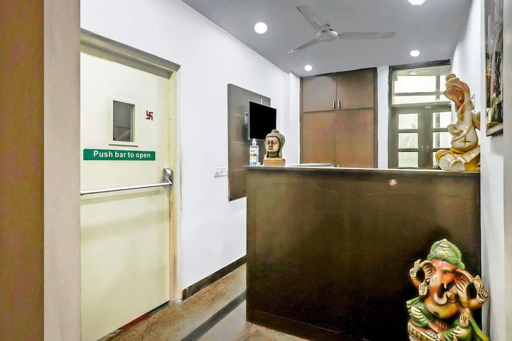 Hotel Vm Residency by OYO