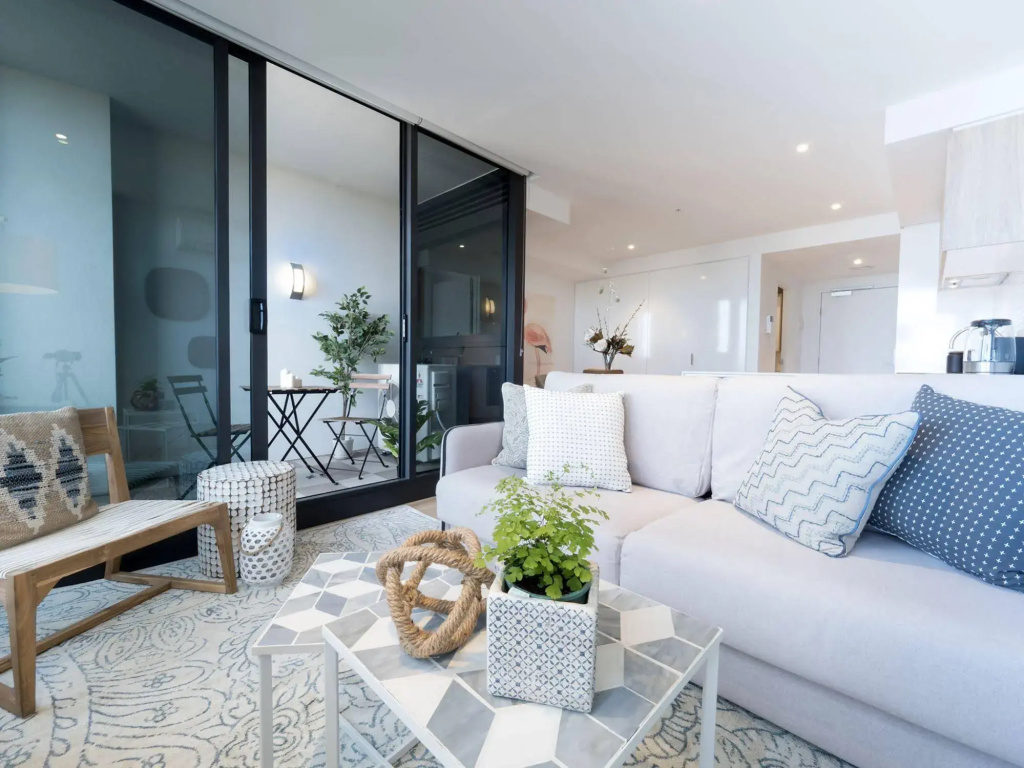 LittleStay Collection - STK