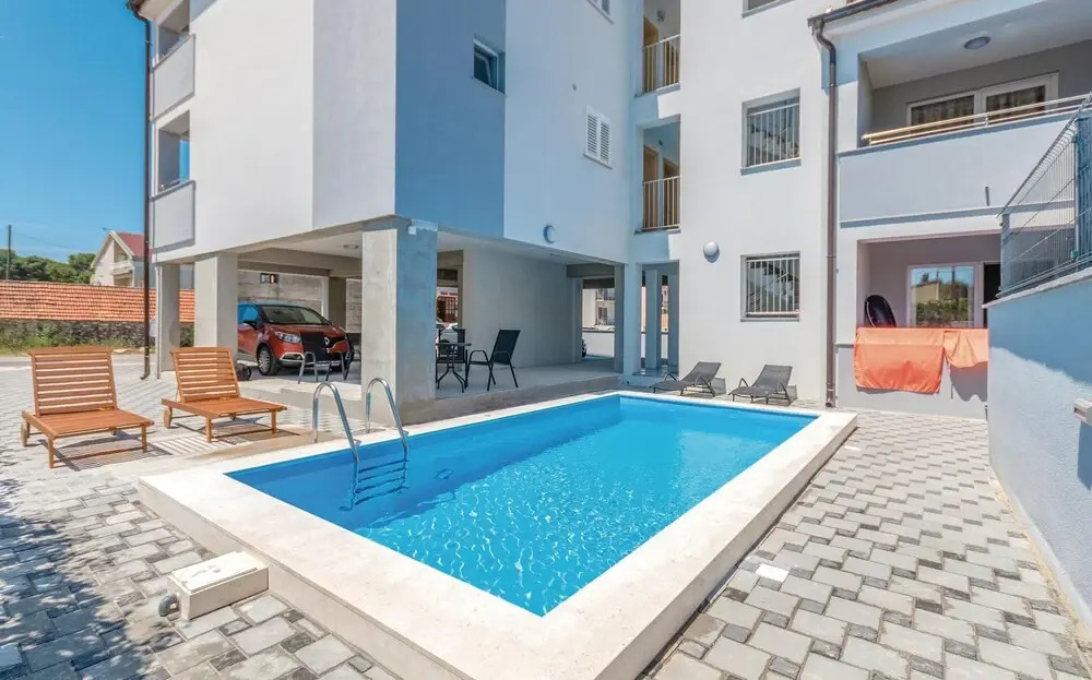 Beautiful Apartment in Biograd na Moru With 1 Bedrooms, Wifi and Outdoor Swimming Pool