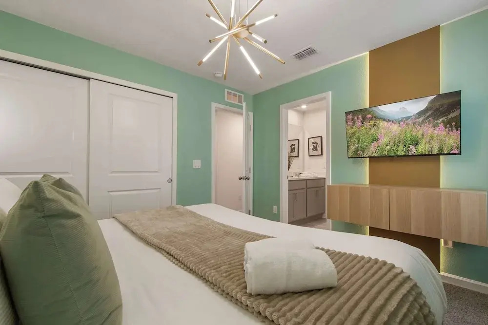 Luxe 9-bedroom Escape With Private Pool & Game Loft Solara Resort Near Disney
