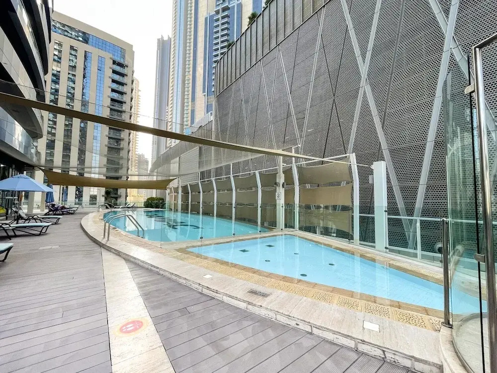 Luxury Three Bedroom in Damac Maison Near Dubai Mall by Sojo Stay