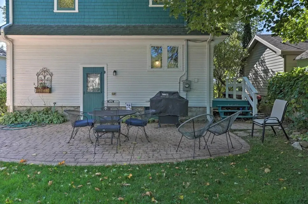 Luxe Lake Geneva Retreat in Downtown!