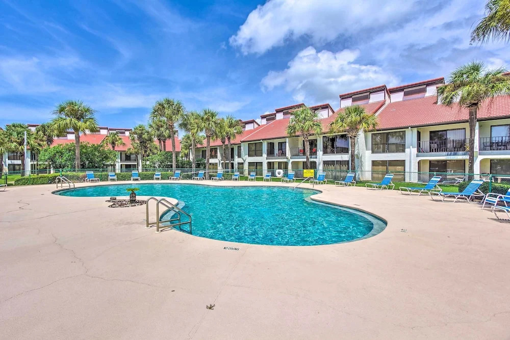Pool & Beach Trolley Access: PCB Resort Condo!