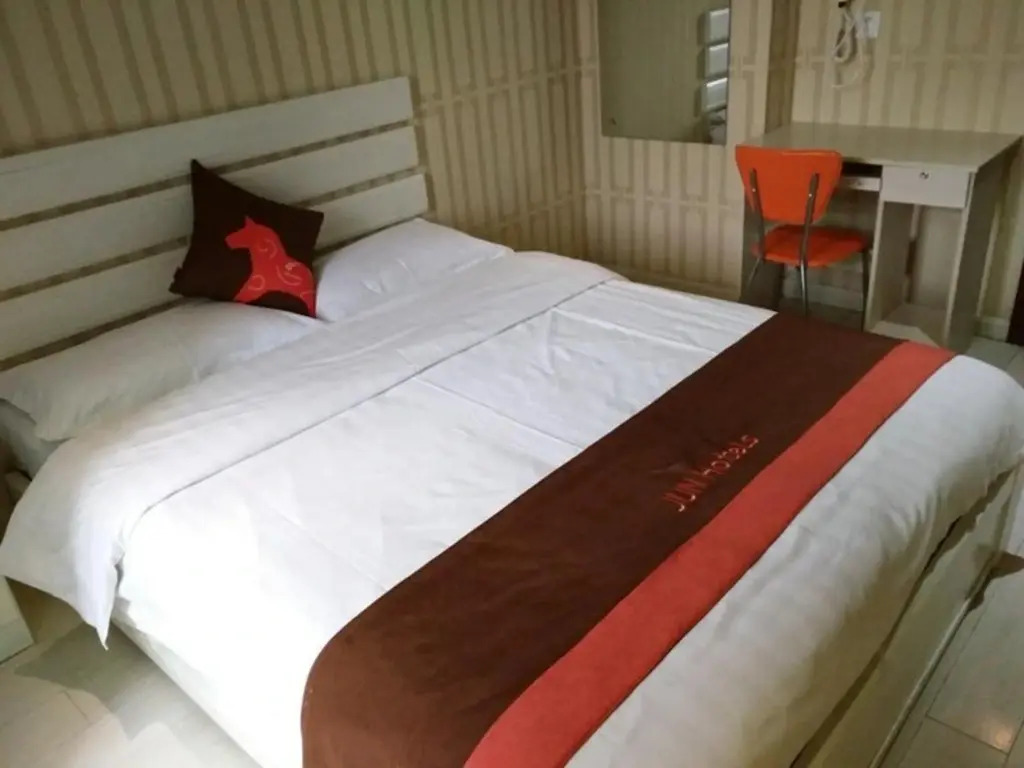 JUNYI Hotel Jiangsu Suqian Muyang County Hospital of Chinese Traditional Medicine