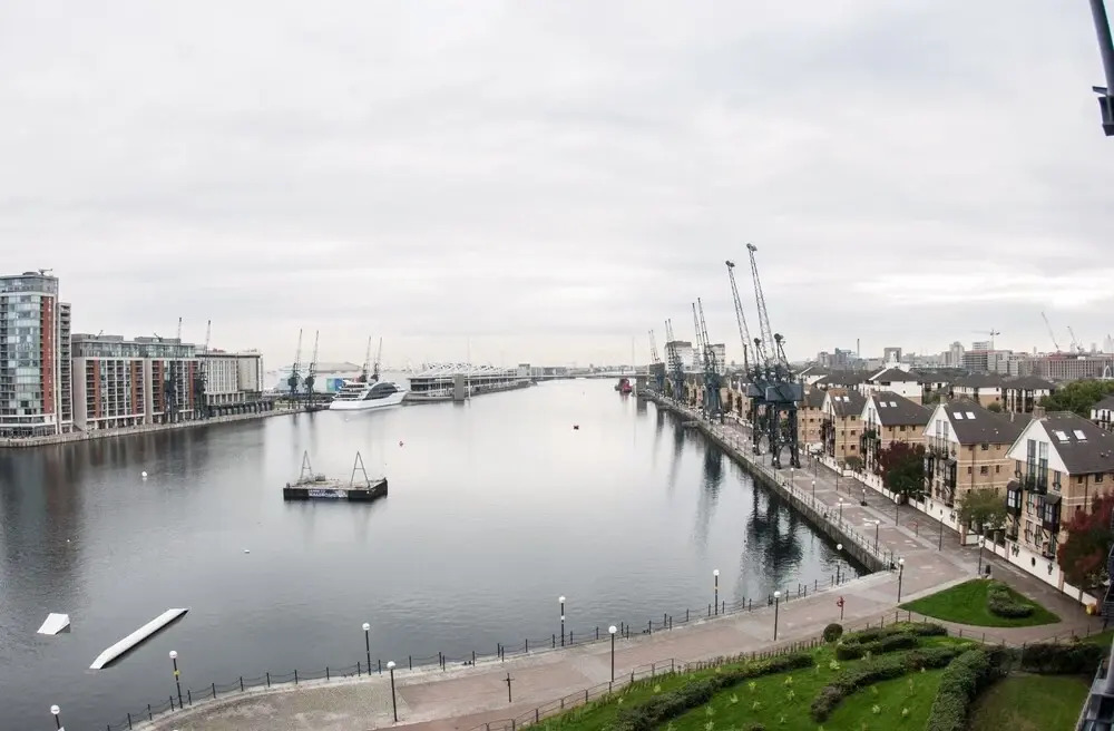Stunning View Entire Flat Excel Canary Wharf - Sleeps 4