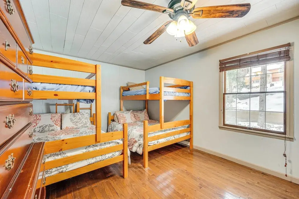 Rustic Intervale Hideaway w/ Deck & Wooded Views!