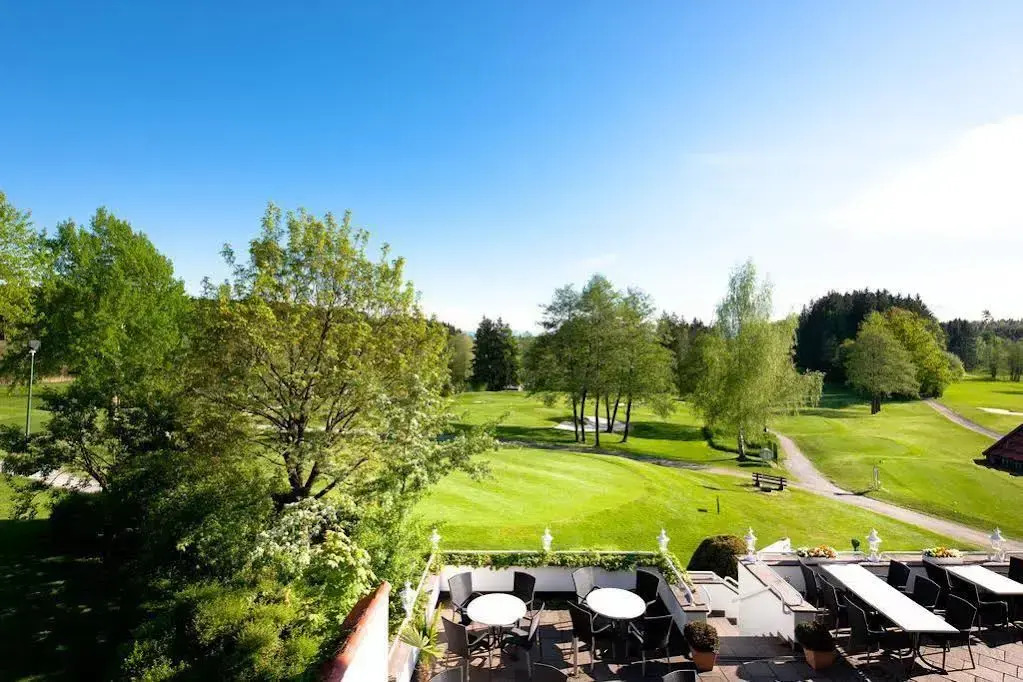 Golfhotel Bodensee by Michael Ritter