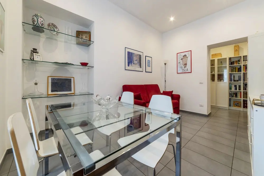 GuestHost - Porta Pia & Villa Torlonia Apartment with Balcony