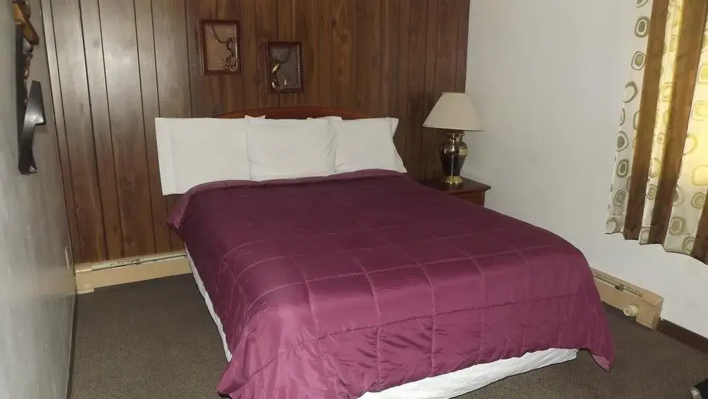 Lakeview Motel