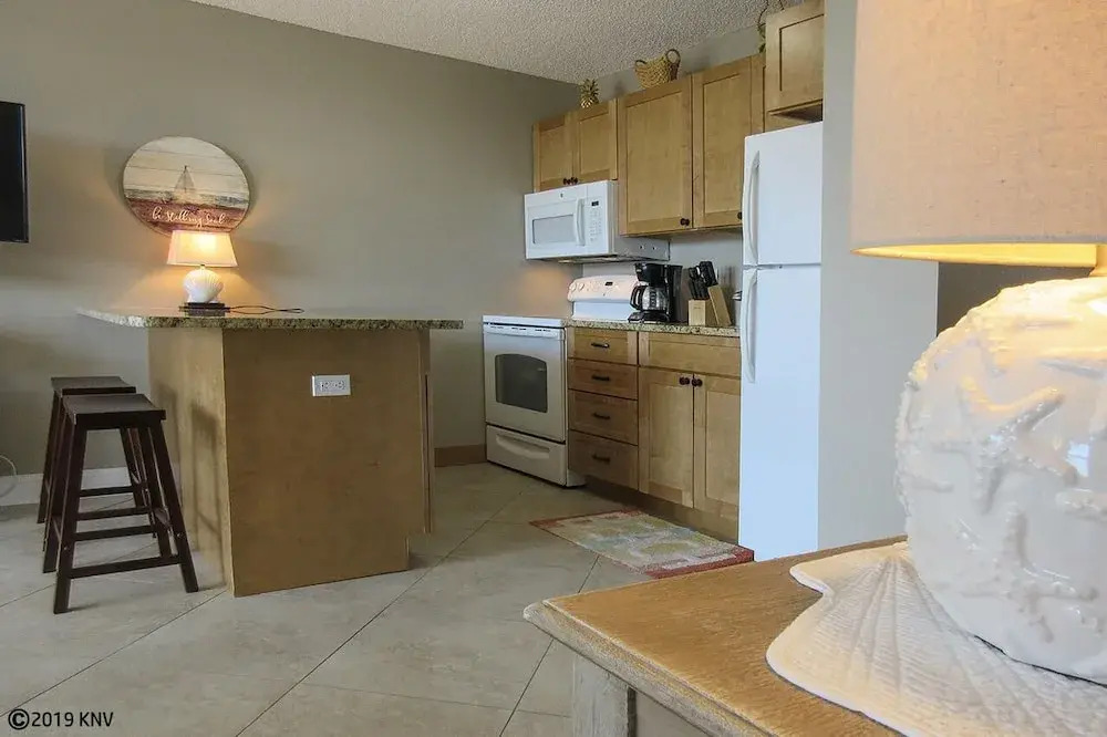 Estero Beach & Tennis 203C - 1 Br Condo