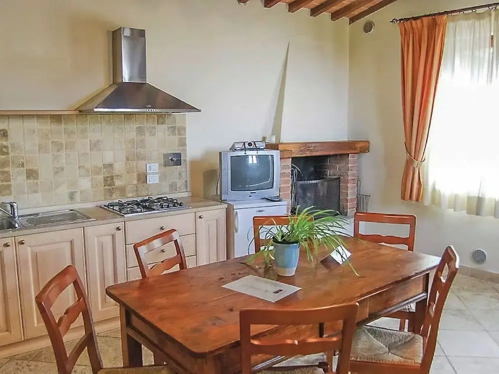 Farmhouse in Rapolano-terme With Swimming Pool, Garden, BBQ