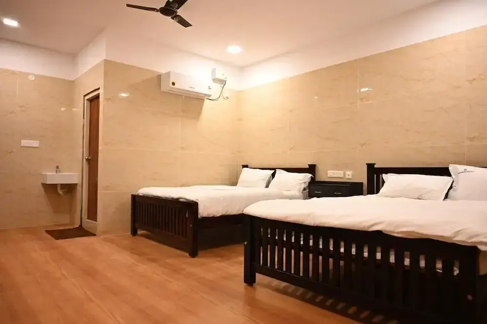 Collection O Tiruvannamalai Formerly Thangam Residency