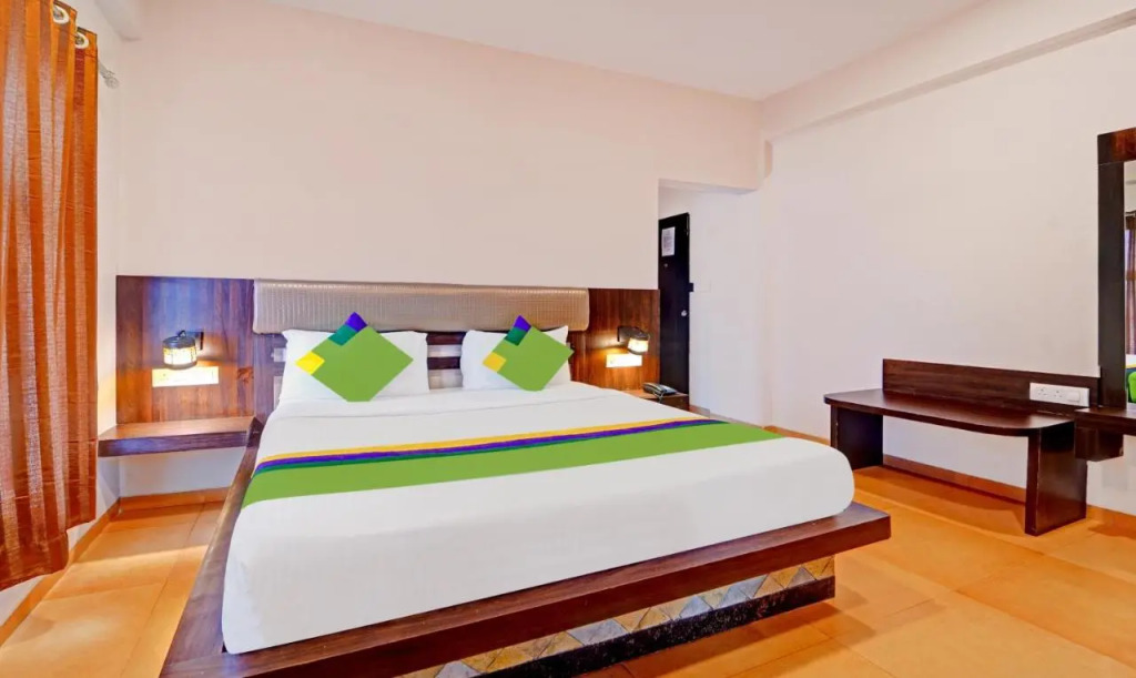 Treebo Vhyomaan Resort With Swimming Pool