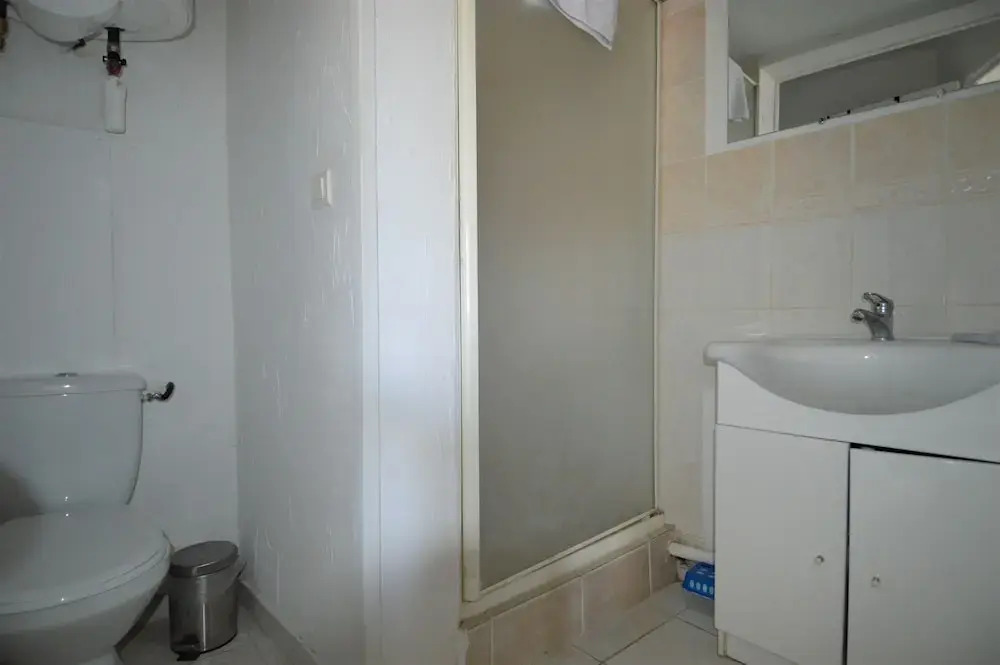 Maisonnette avec terrasse à 50m de la plage - Ménage renforcé