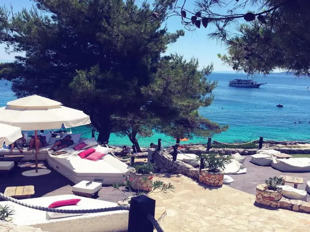 Apartmani Island