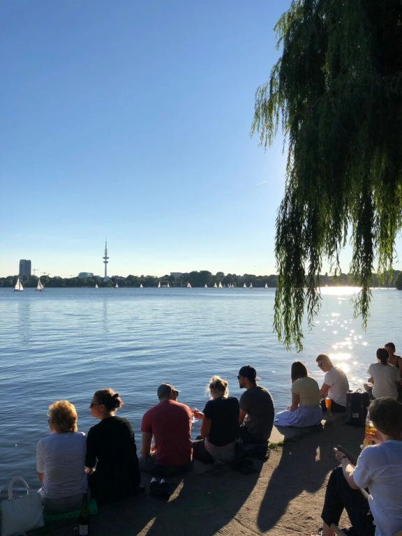 The Suites Alster Waterfront Family Apartments