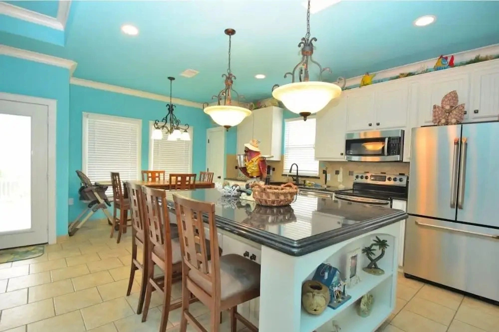 Sum Beach 4 Bedroom Home
