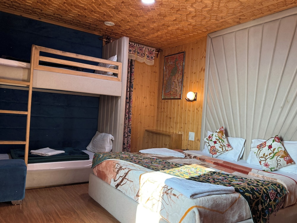 Srichan Resorts