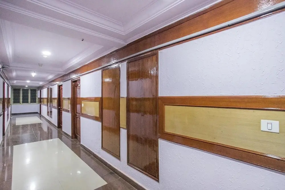 OYO 592 Hotel Chetan International