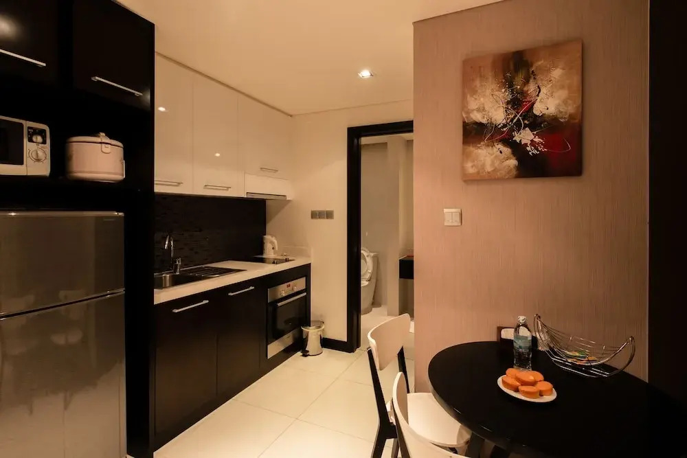 The Costa Serviced Apartment By Seaholiday