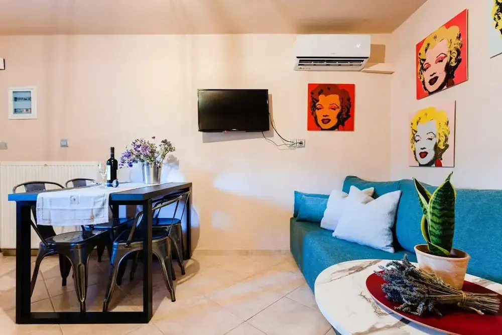 Urban Living, Minicasa Nomad - Kalamatas Hideaway