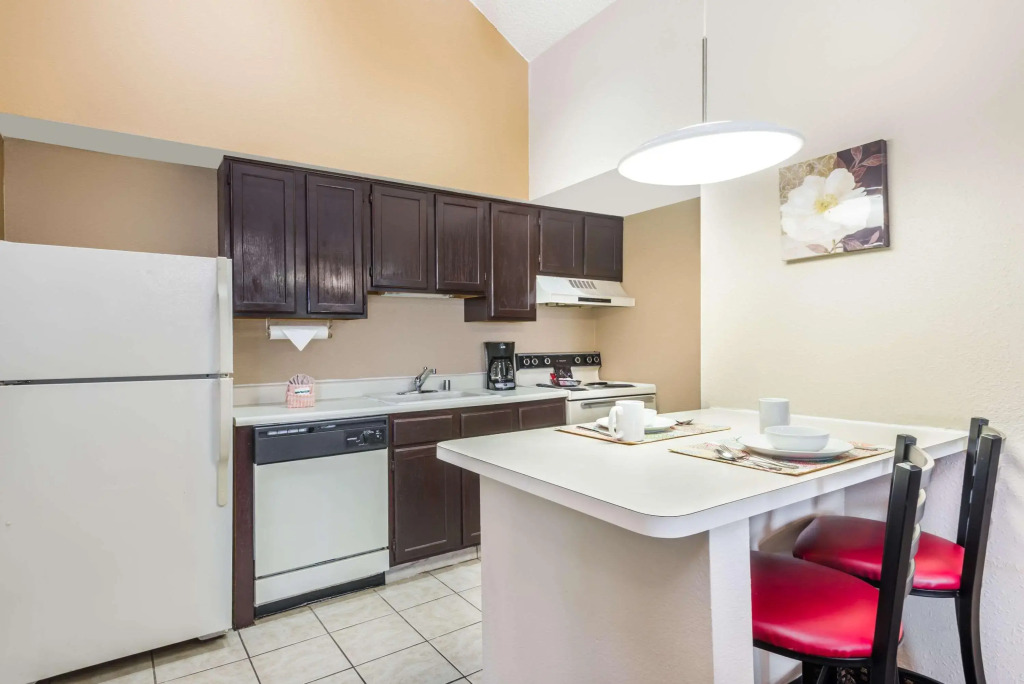 Hawthorn Extended Stay by Wyndham Dayton