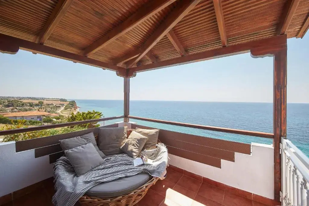 Thea Suites Potidea