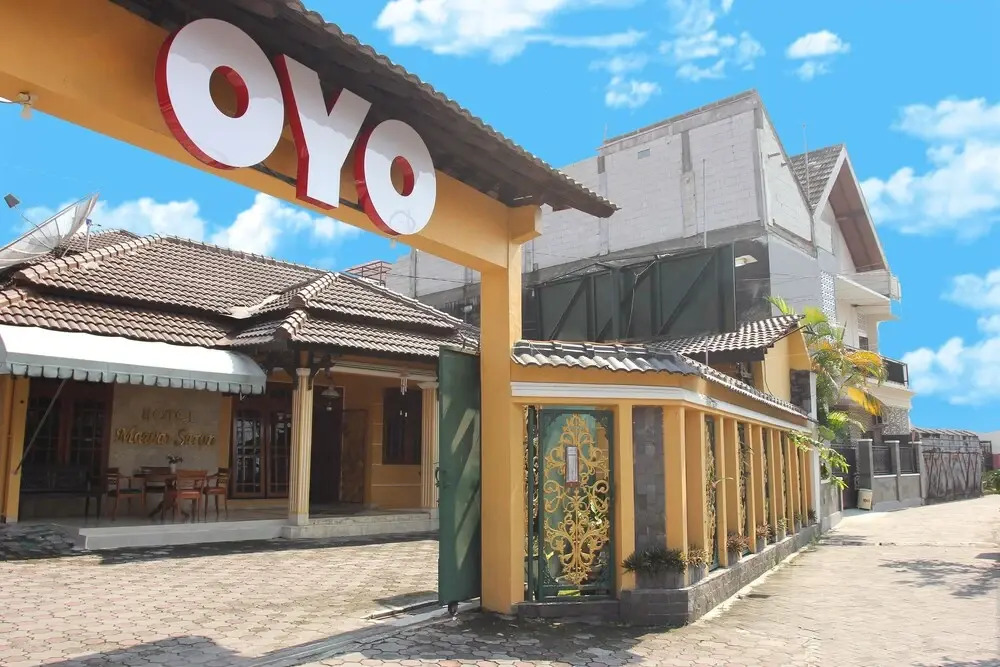 OYO 392 Hotel Mawar Saron