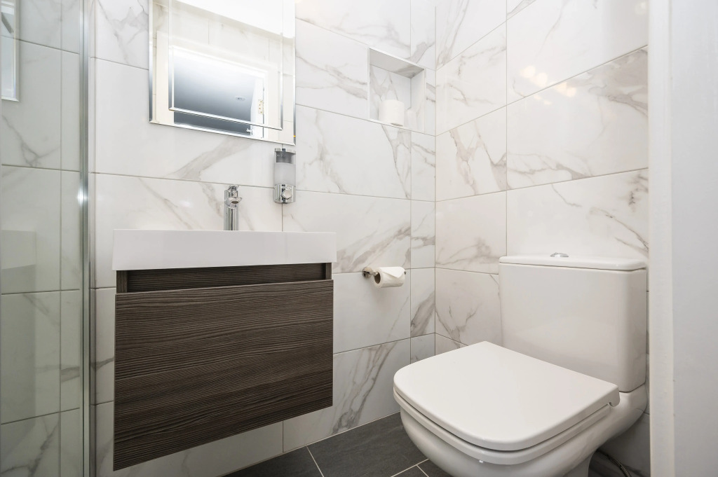 Mentone Hotel