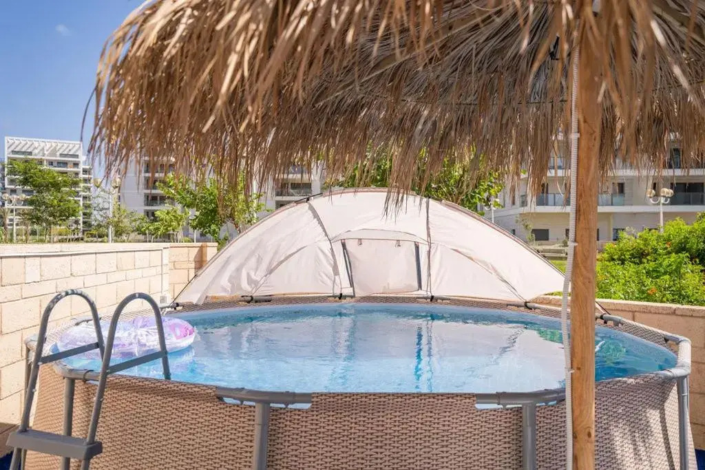Deluxe AchzivBeach Apartment in Nahariya