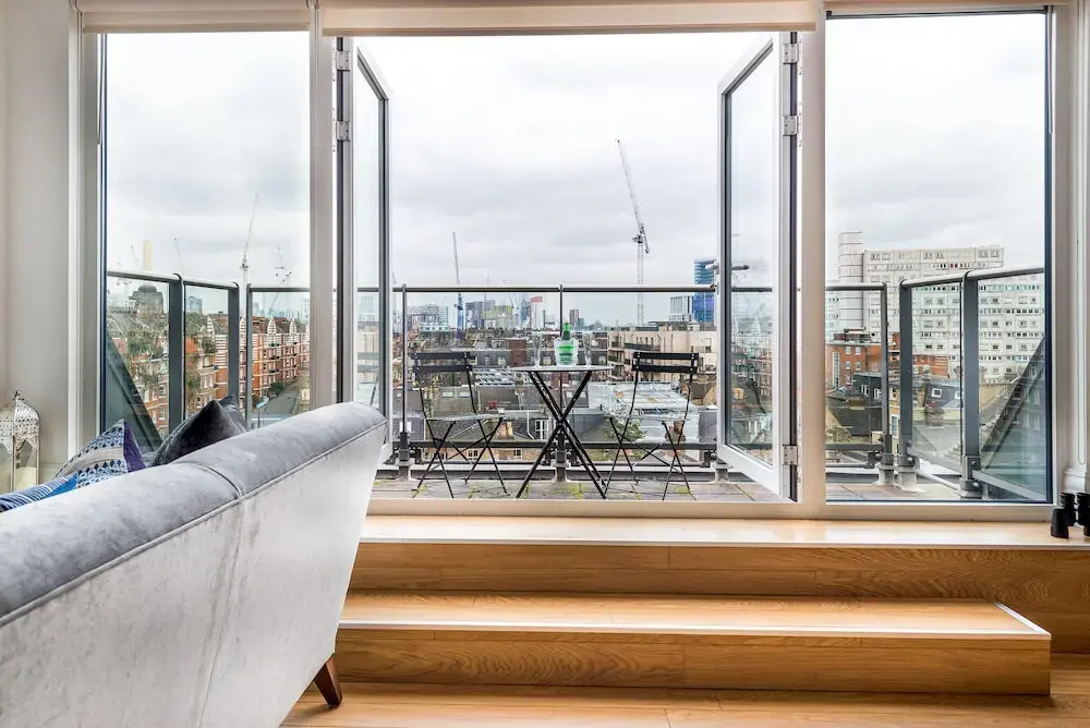 Luxury Battersea Park Home with Stunning Views