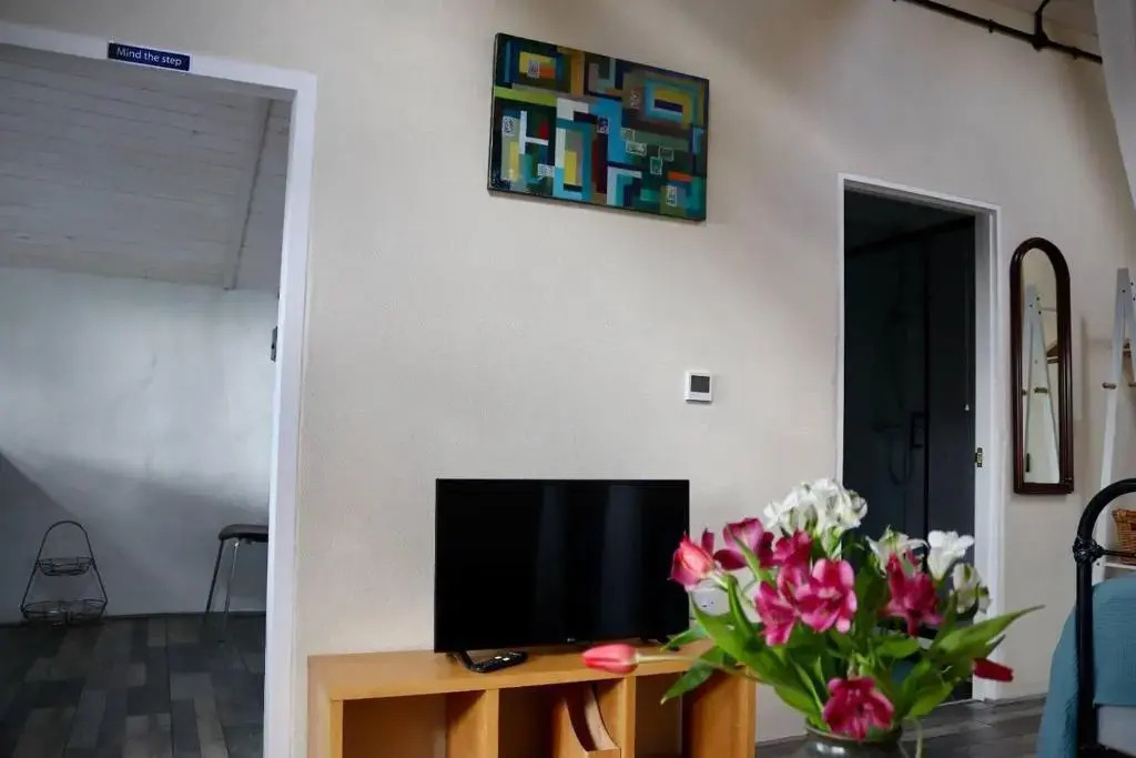 Little Linney - Sleeps 2 - Garden - Parking - Wifi
