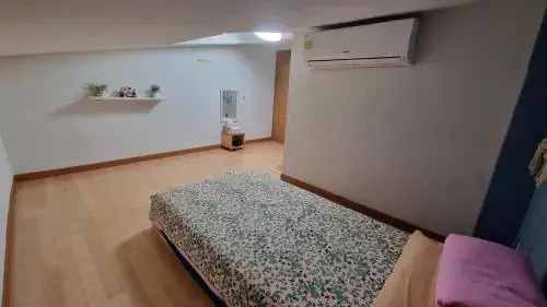 Tongyeong One Guesthouse