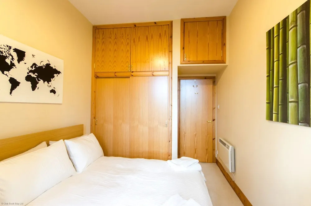 Braemar Apartment