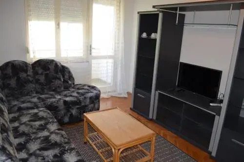 Apartments Aneva