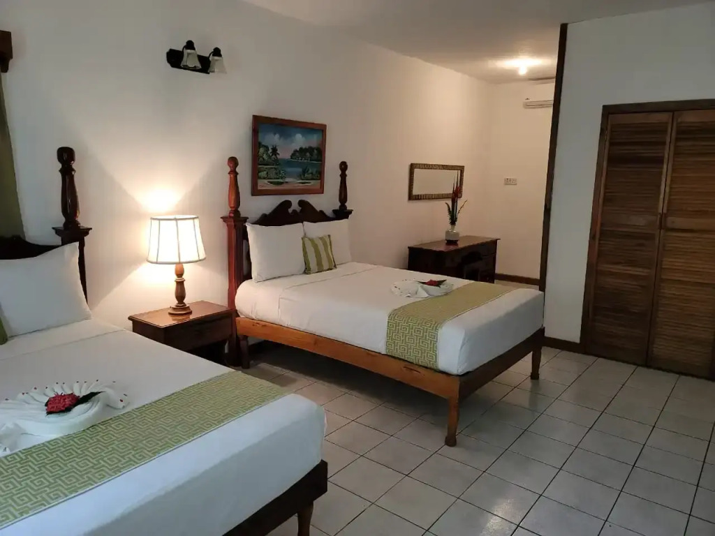 Merrils Beach Resort II