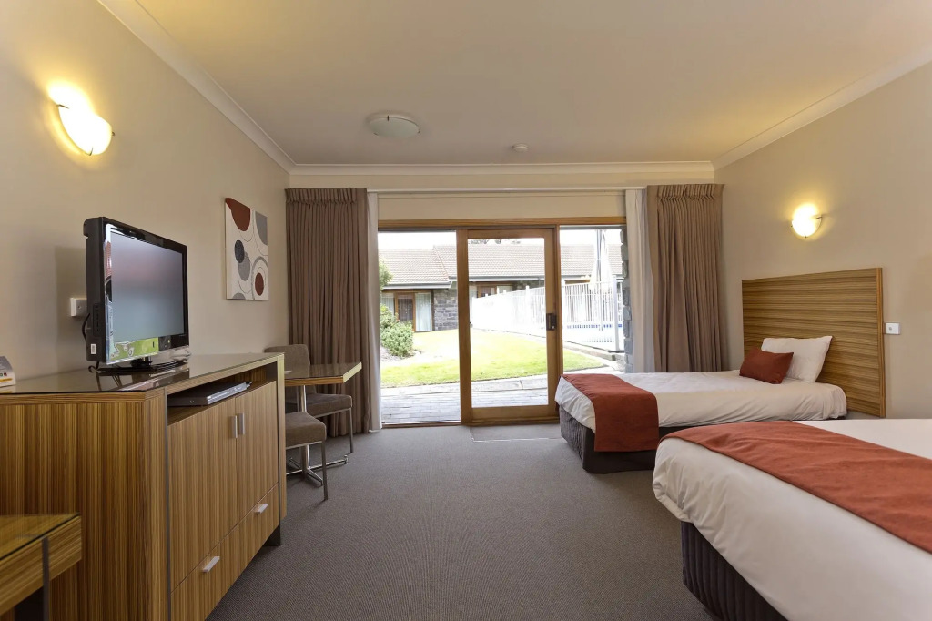 Julie-Anna, Bendigo