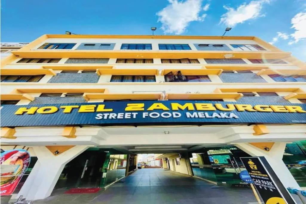 Hotel Hallmark Inn
