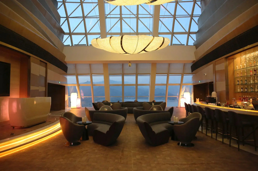 Sunrise Kempinski Hotel